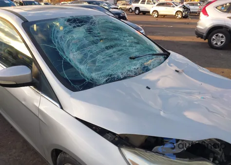 2012 Ford Focus Sel from USA, damaged, VIN 1FAHP3M28CL292257